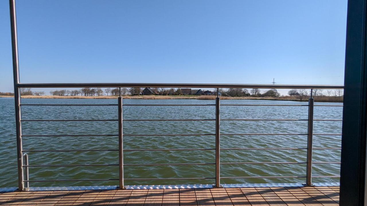 Hausboot Wangermeerblick شيلينغ المظهر الخارجي الصورة
